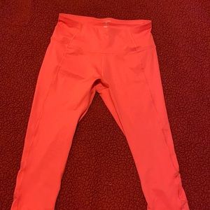 Very comfortable and stretchy workout pants